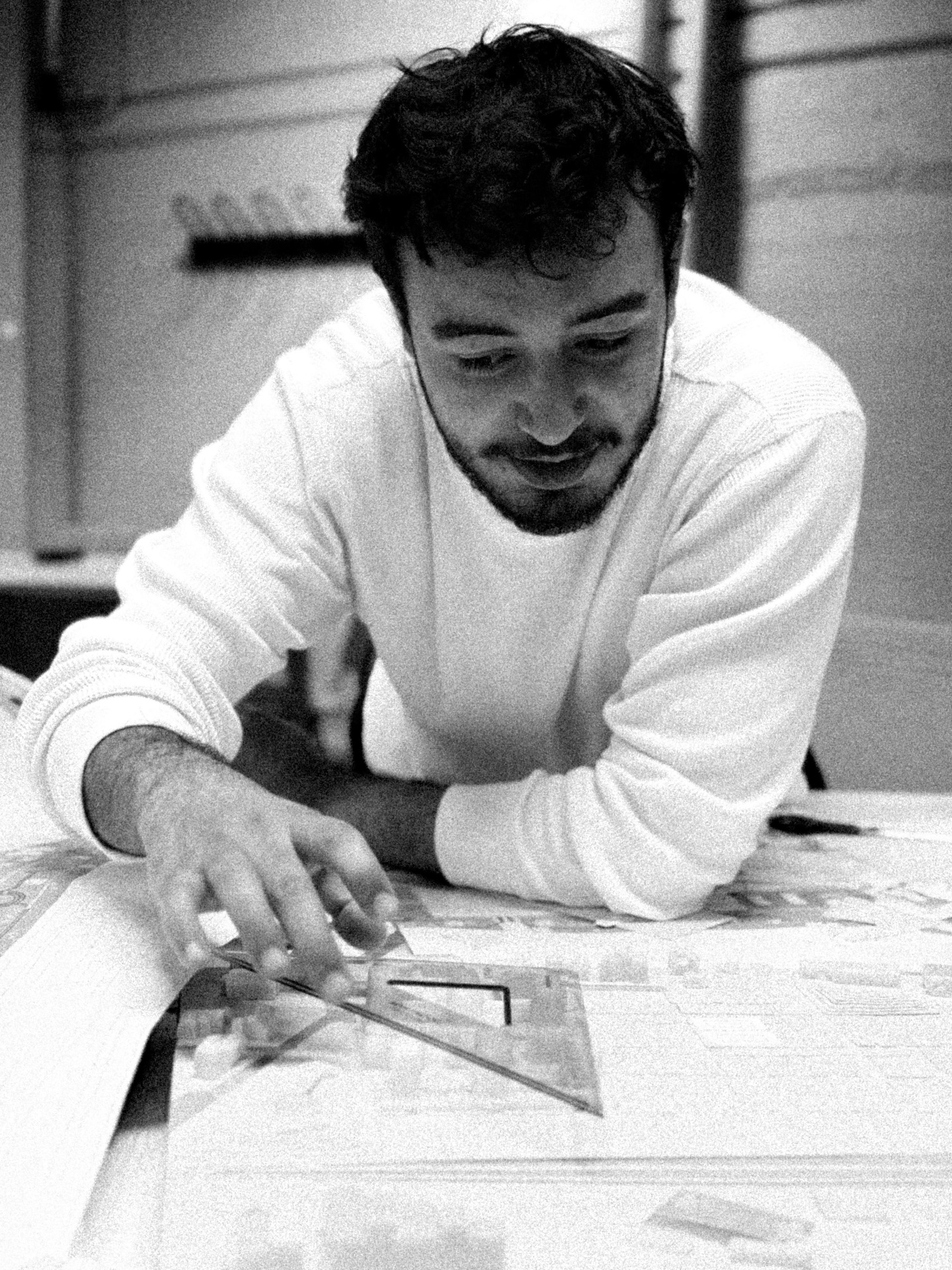 Suleyman Shirinli at work in the studio